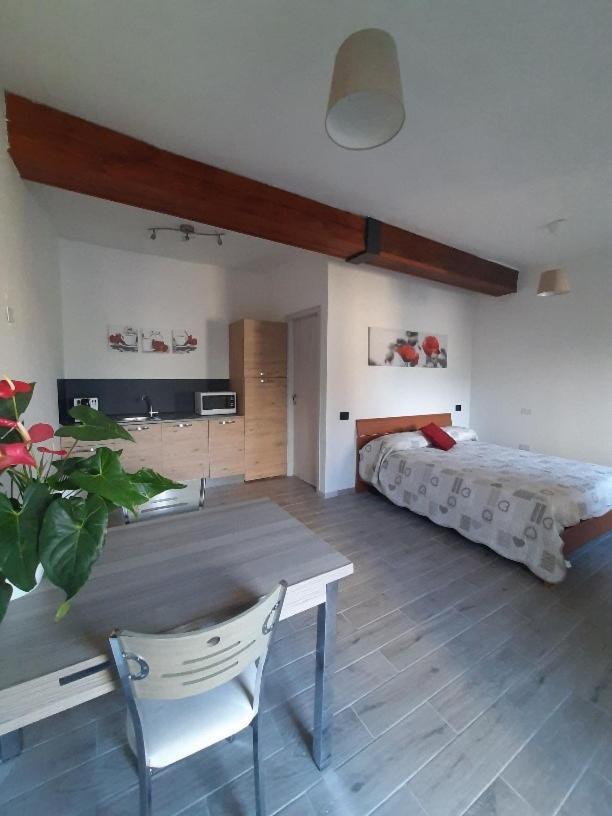 La Rondine Apartment Roccasparvera Exterior photo